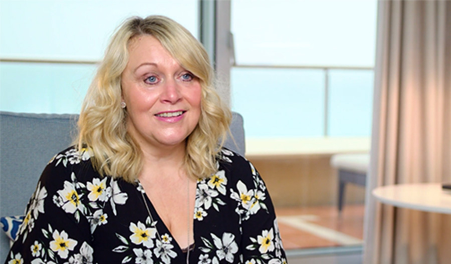 Penny  Penny comparte su experiencia acerca de cómo la EME le ha ayudado a reencauzar su vida.